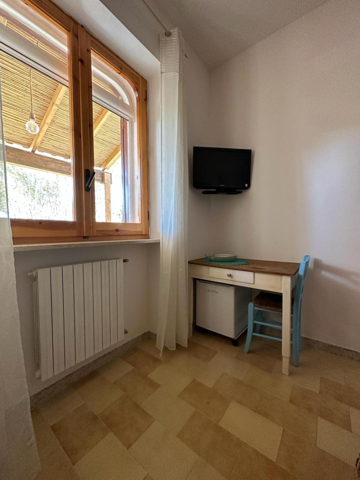 Poesia Del Salento Apartment Roca Bagian luar foto